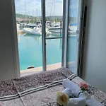 Casa vacanze Floating House Blue Moon