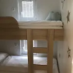 Nyaraló Floating House Blue Moon Portorož