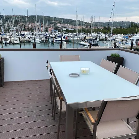 Floating House Blue Moon Portorož