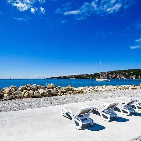 Floating House Blue Moon Portorož
