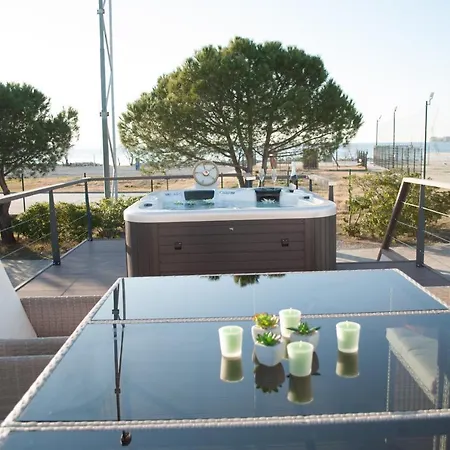 Floating House Blue Moon Ferienhaus