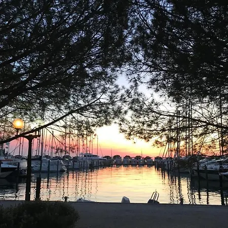 Casa de Férias Floating House Blue Moon *