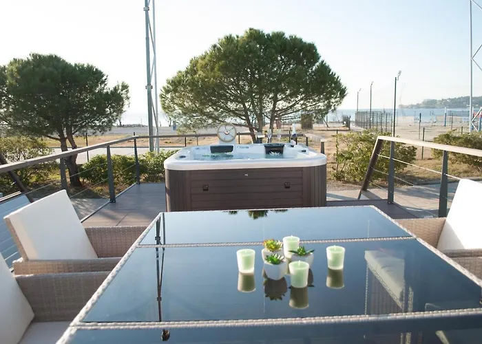 Floating House Blue Moon 別荘